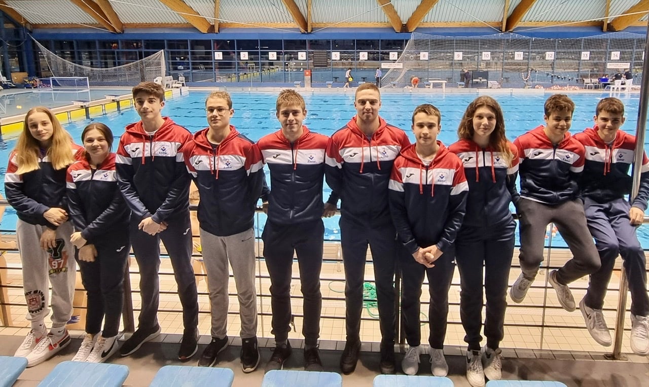 PK ZADAR Pripreme u 50m bazenu i 6 odličja sa mitinga ZPK