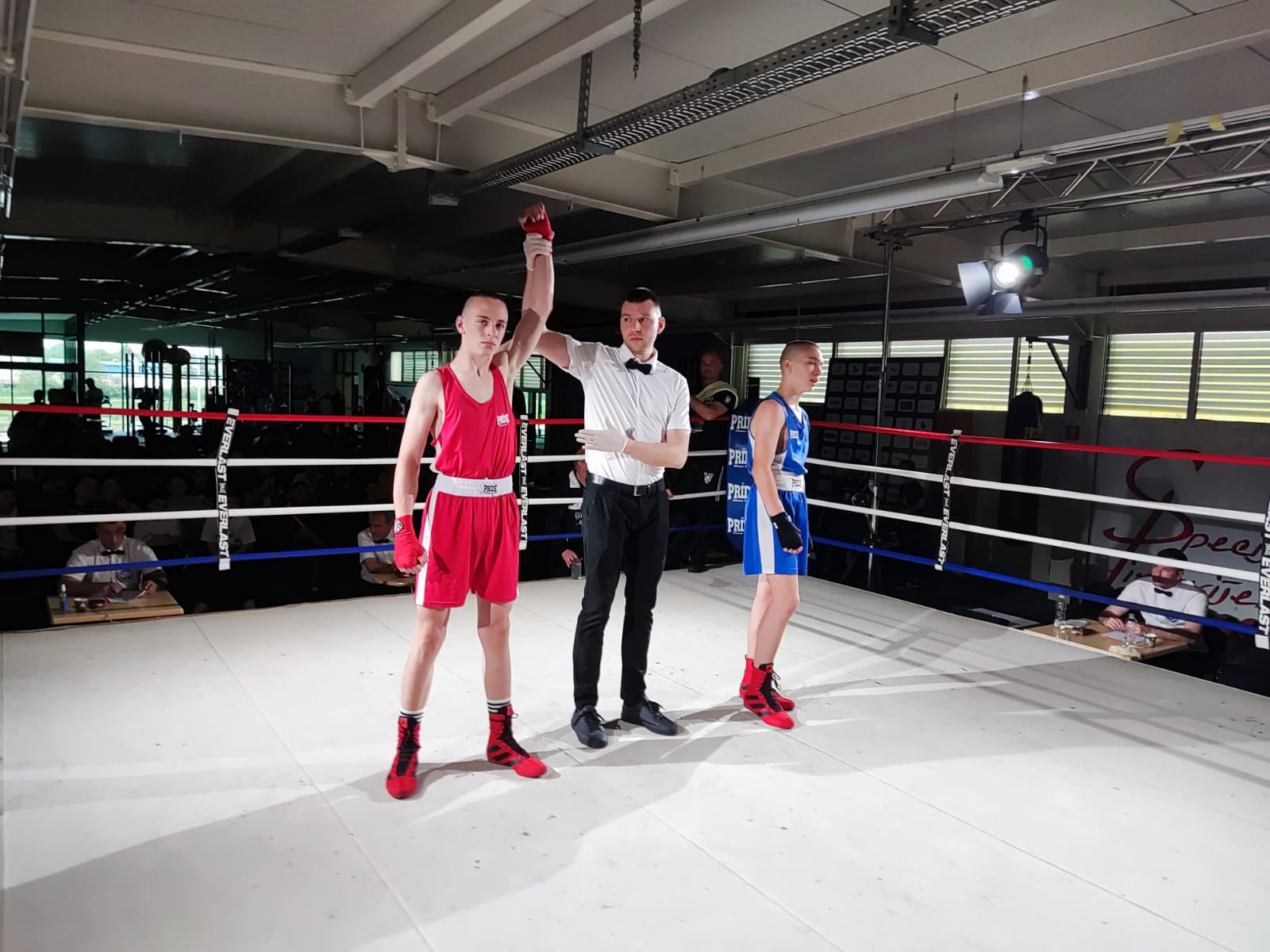 BOKSAČKI KLUB ARES Vid Kučan prvak Hrvatske, viceprvaci Marino Sudinja i Andrejas Baričević, brončani Niko Mršić