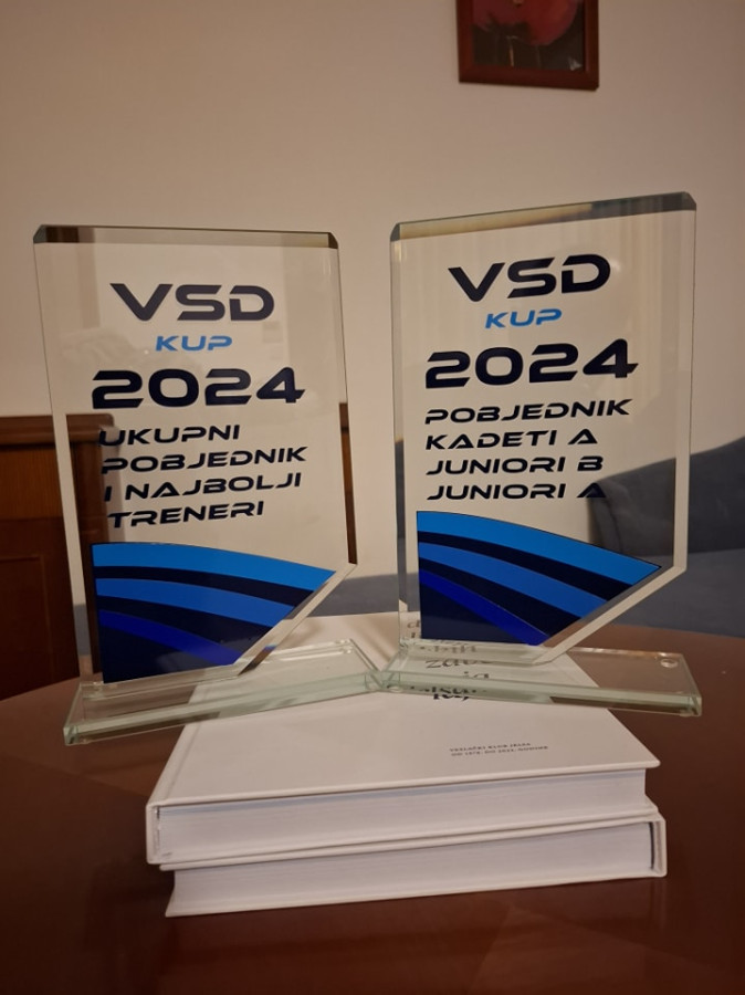 VESLANJE – Jadran najsupješniji dalmatinski klub