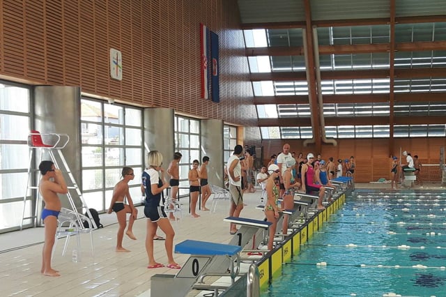 Završeno je natjecanje osnovnih škola na Županijsko/Gradskoj razini u plivanju