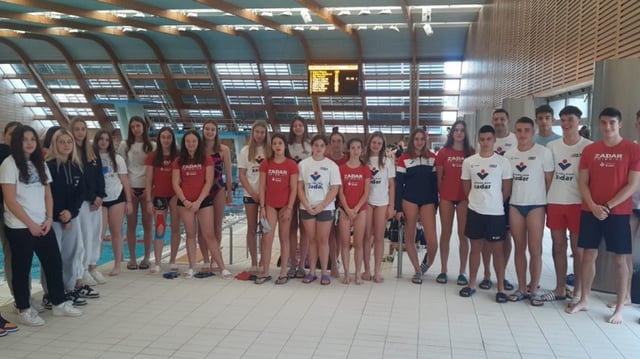 Rita Herceg, Lovre Dellavia, Mia Šarić, Olivera Šćrbak i Ivano Kuman iz PK Zadar prvaci Regije 1