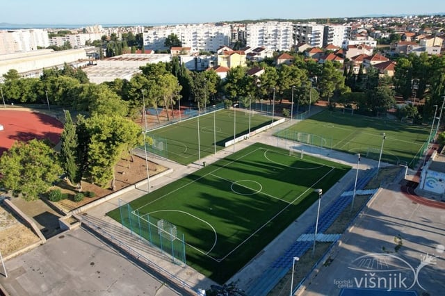 Obnovljen malonogometni teren na Višnjiku