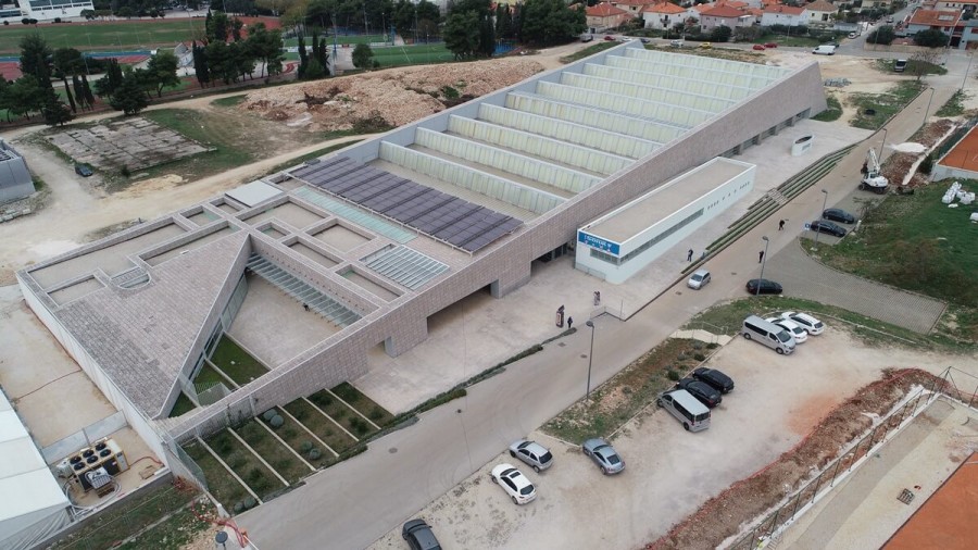 ŠC Višnjik – Zatvoreno bazensko plivalište