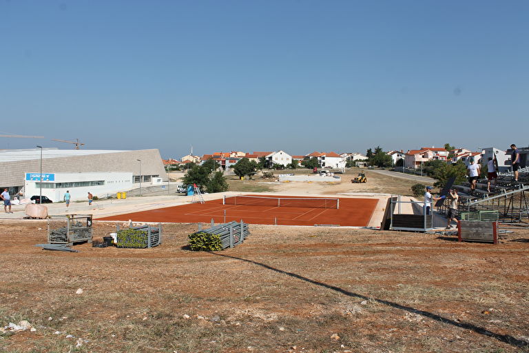 490 tisuća kuna za betonske teniske terene na Višnjiku!