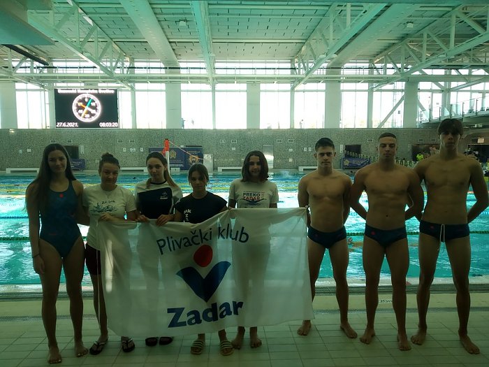 Tri odličja plivačima iz PK Zadra u juniorskoj kategoriji sa Zlatnog medvjeda