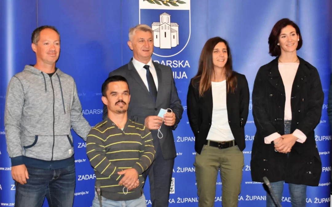 Župan Longin primio srebrne jediličarke i atletičara Gašpara: Hvala vam što svojim sportskim uspjesima promovirate Zadar i Zadarsku županiju u svijetu