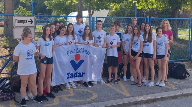 PLIVAČKI KLUB ZADAR Srebro i bronca Ivana Kumana s mini grand prix natjecanja „Mali mornar“