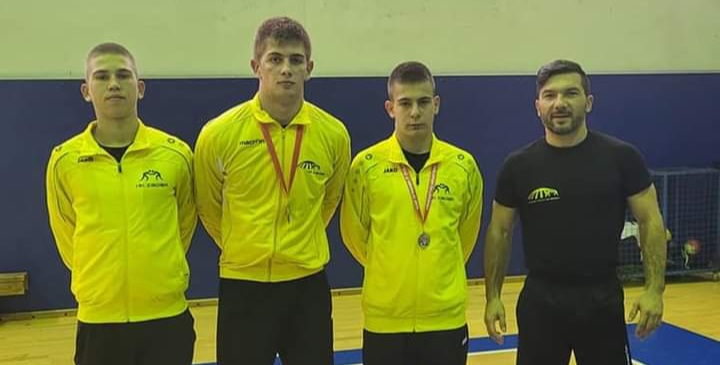 HRVAČKI KLUB ZADAR Lovre Strika viceprvak Hrvatske, Josip Šumski brončani!
