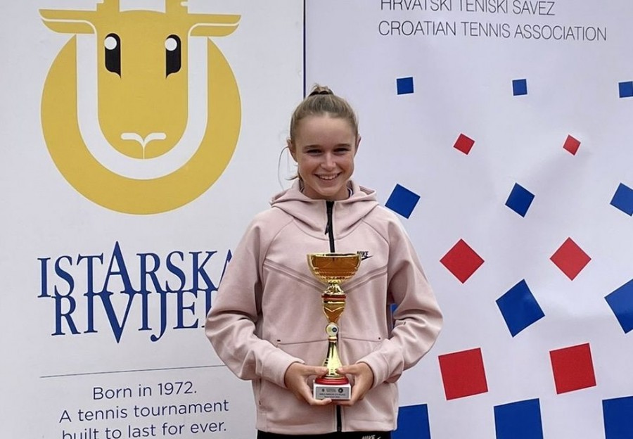KID’S ISTARSKA RIVIJERA Aleksandra Kardum iz TK Zadar 08 osvojila treće mjesto