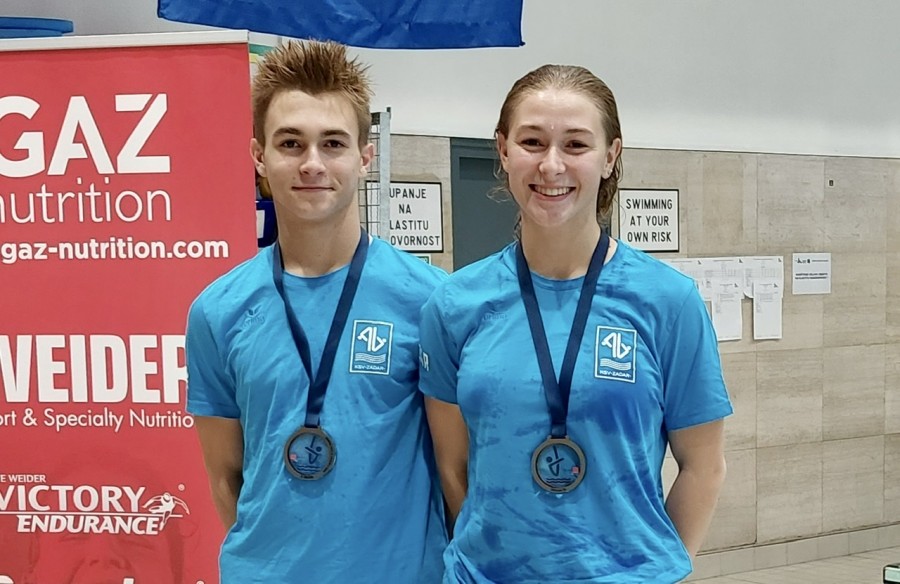 ZIMSKO PH U SKOKOVIMA U VODU KSV ZADAR Bruna i Marko Huljev osvojili ukupno četiri medalje za KSV Zadar
