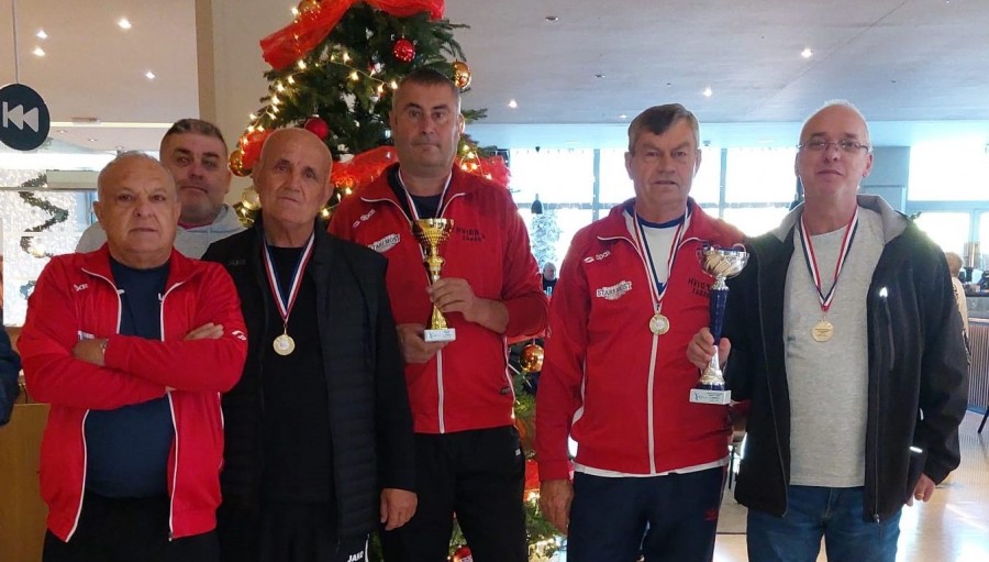 Sportaši HVIDR-e Zadar i ove godine se vratili sa medaljama iz Poreča
