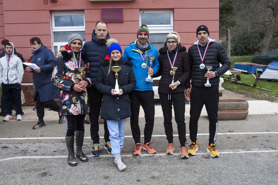 Nika Abramović i Dalibor Vujević pobjednici polumaratona Maslenica-Novigrad