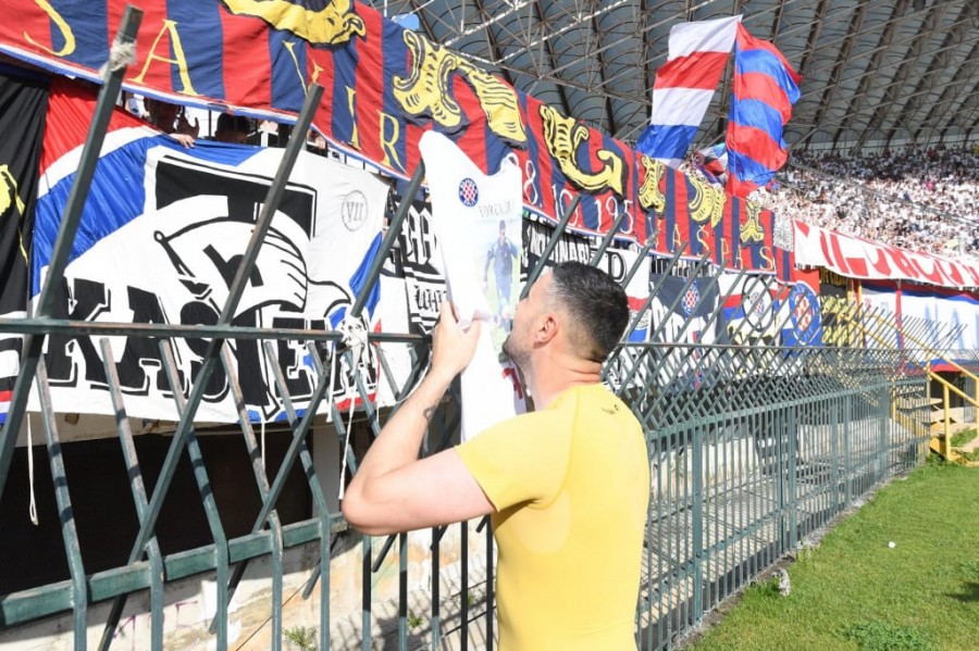 Danijel Subašić u suzama na odlasku