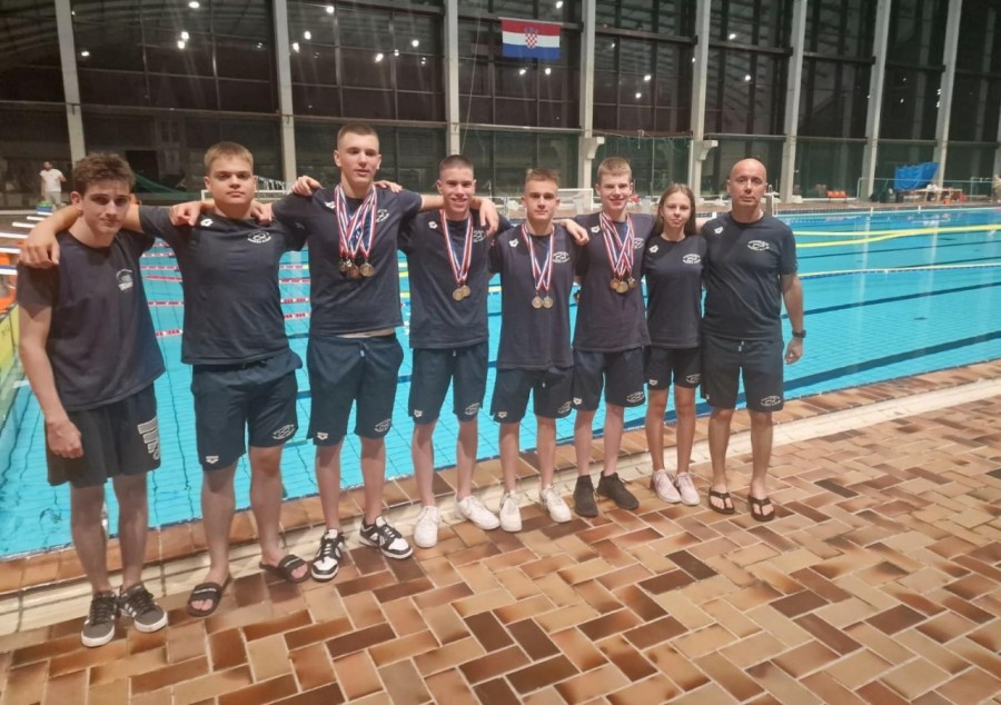Plivači PK Jadere nastavljaju niz uspjeha