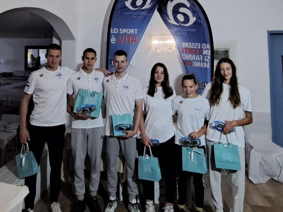 DALJINSKO PLIVANJE – Molnar prvi, Šijaković treća u Italiji