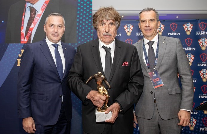 NAGRADE – Josipu Bepu Bajlu HNS-ov Trofej podmlatka