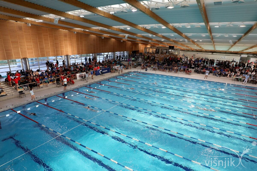 HRVATSKA PLIVA – Natječaji za sufinanciranje lokalnoga sporta i obuke neplivača
